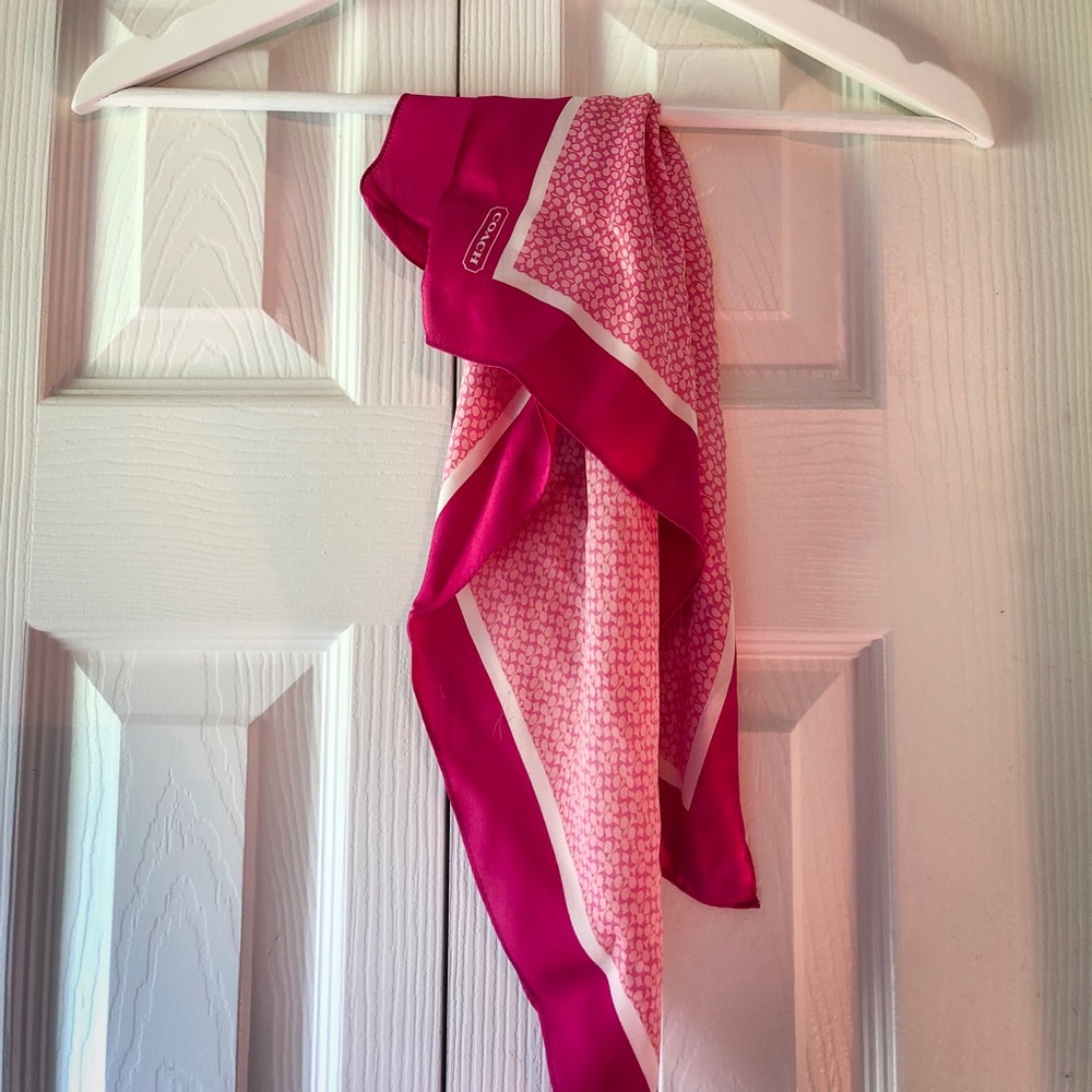 COACH scarf PINK